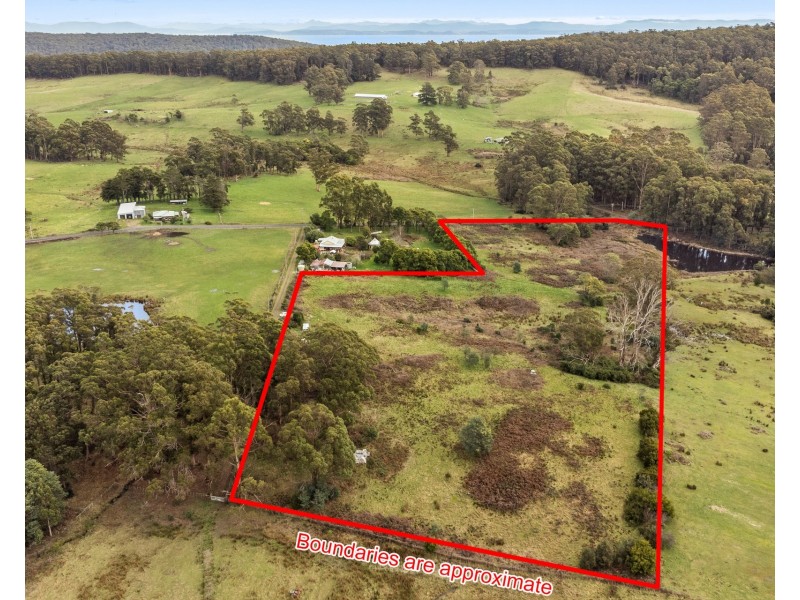 15 Smiths Road, Highcroft TAS 7183