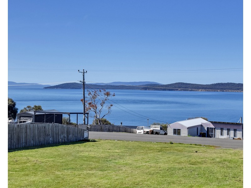 48 Linden Road, Primrose Sands TAS 7173
