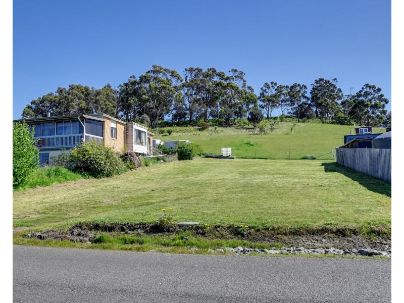 48 Linden Road, Primrose Sands TAS 7173
