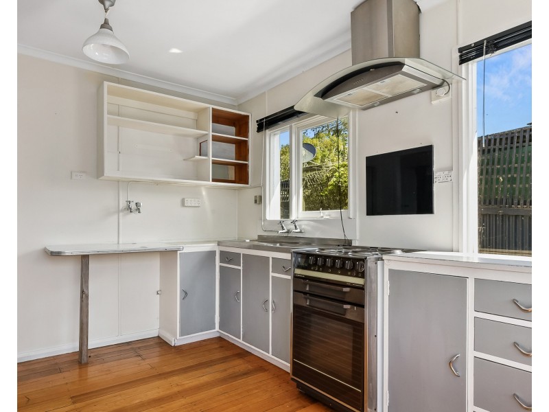 76 Carlton Beach Road, Dodges Ferry TAS 7173