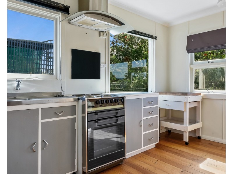 76 Carlton Beach Road, Dodges Ferry TAS 7173