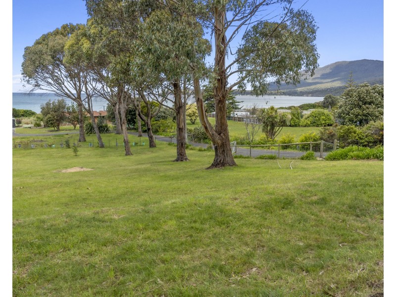 433 Pirates Bay Drive, Eaglehawk Neck TAS 7179