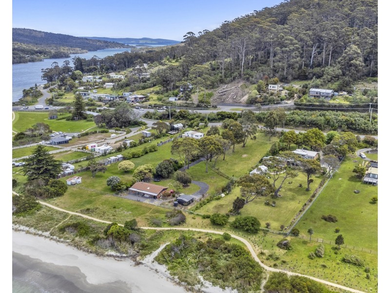 433 Pirates Bay Drive, Eaglehawk Neck TAS 7179