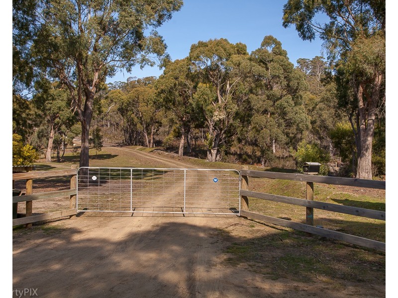 75 Gwandalan Road, Saltwater River TAS 7186