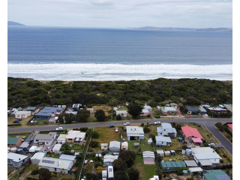 222 Carlton Beach Road, Dodges Ferry TAS 7173