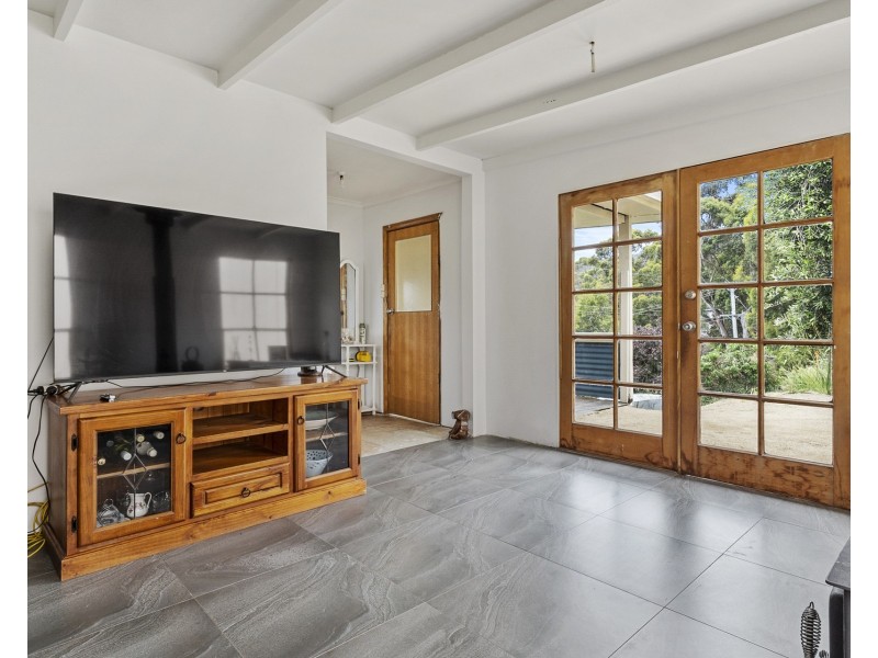 269 White Beach Road, White Beach TAS 7184