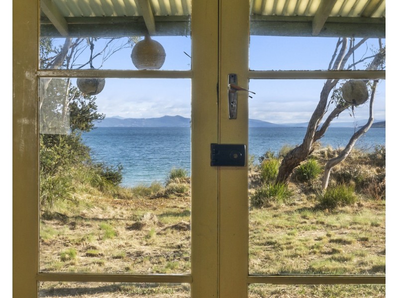 145 Sloping Main Drive, Sloping Main TAS 7186