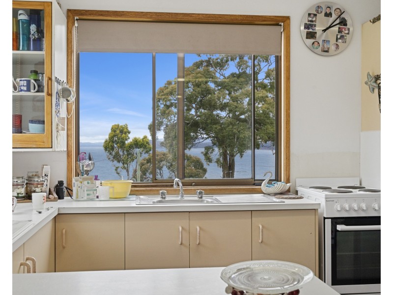 681 Primrose Sands Road, Primrose Sands TAS 7173