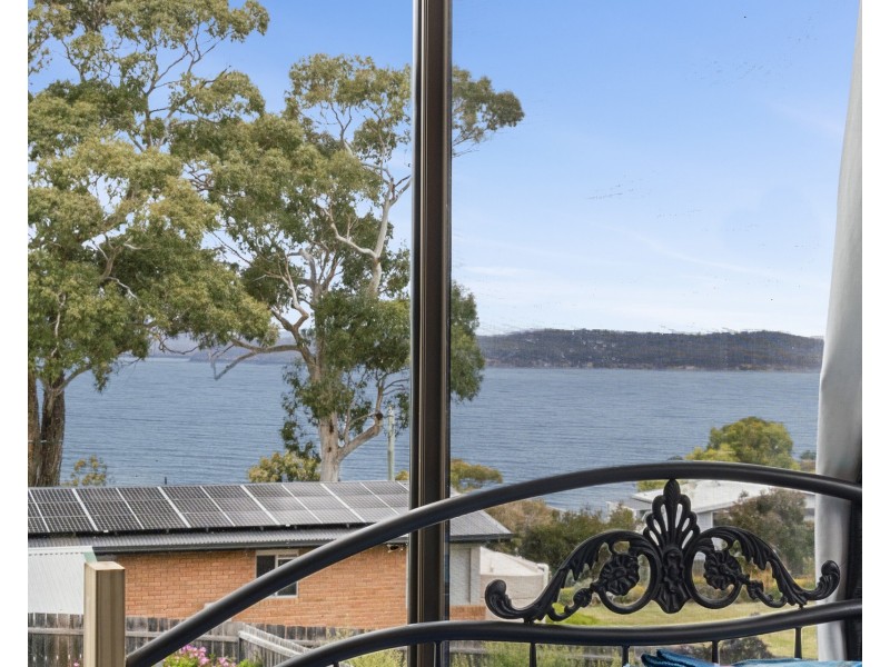 681 Primrose Sands Road, Primrose Sands TAS 7173