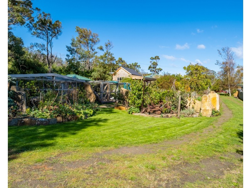 21 Nubeena Back Road, Nubeena TAS 7184
