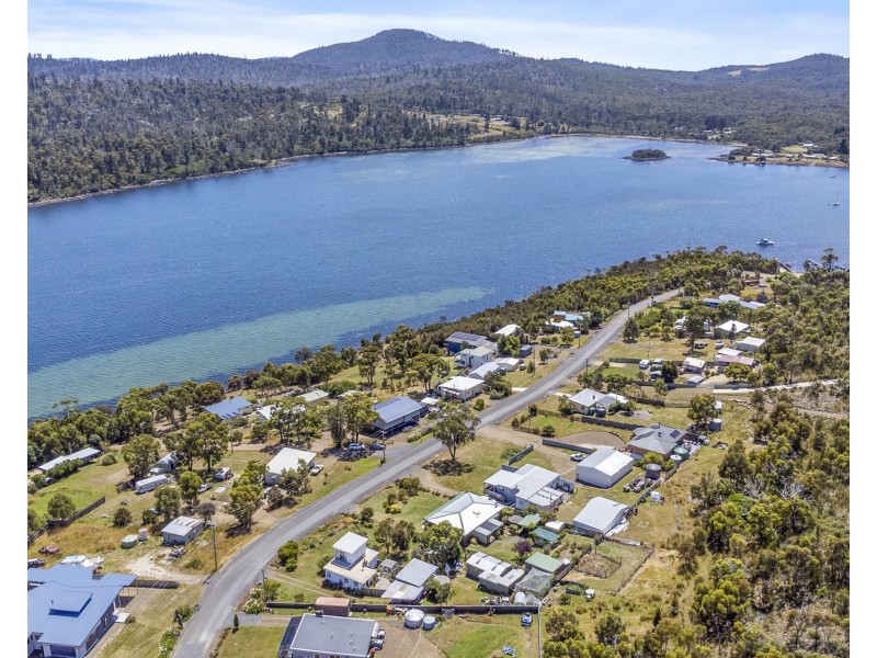 127 Sommers Bay Road, Murdunna TAS 7178