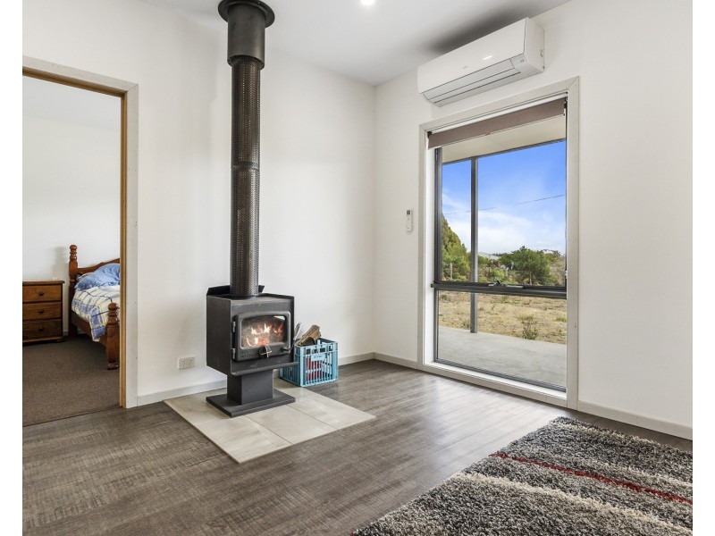 21 Skeggs Avenue, White Beach TAS 7184