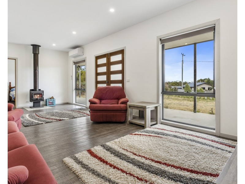 21 Skeggs Avenue, White Beach TAS 7184
