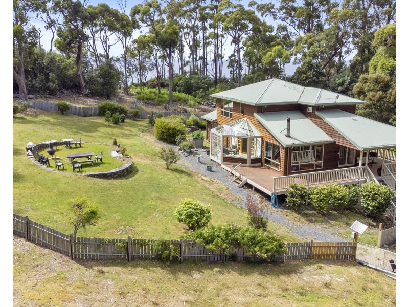 13 Osprey Road, Eaglehawk Neck TAS 7179