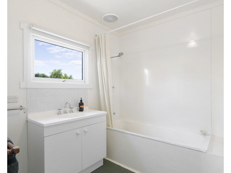 26 Sloping Main Drive, Sloping Main TAS 7186