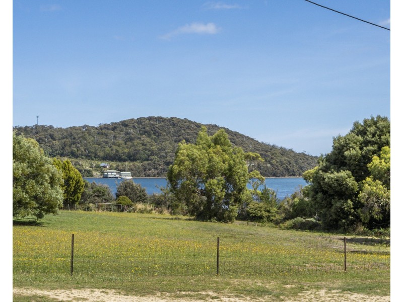 10 Ivan Court, Nubeena TAS 7184