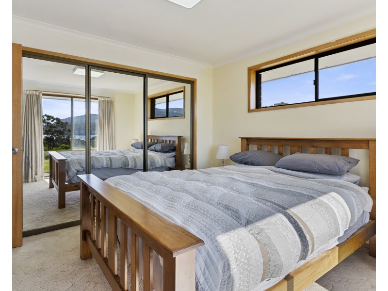 12 Albert Street, Eaglehawk Neck TAS 7179