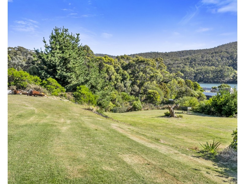 12 Albert Street, Eaglehawk Neck TAS 7179