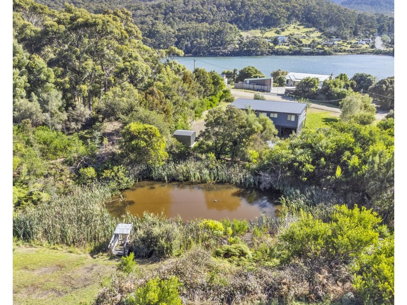 12 Albert Street, Eaglehawk Neck TAS 7179