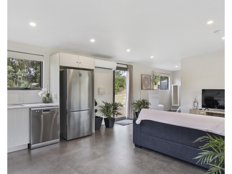 9 Chaffeys Drive, Dodges Ferry TAS 7173