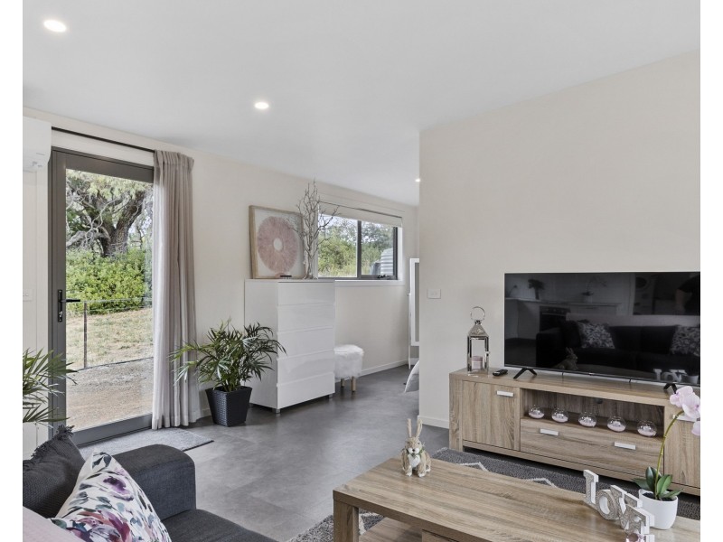 9 Chaffeys Drive, Dodges Ferry TAS 7173