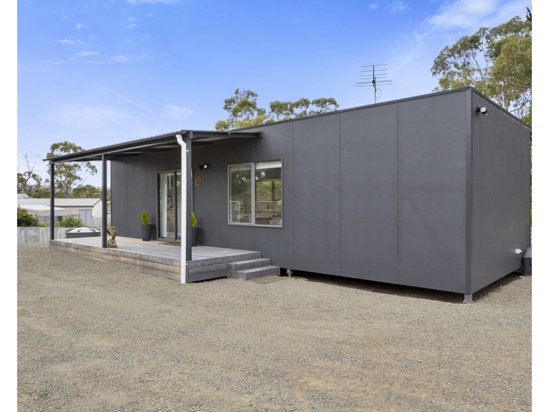 9 Chaffeys Drive, Dodges Ferry TAS 7173