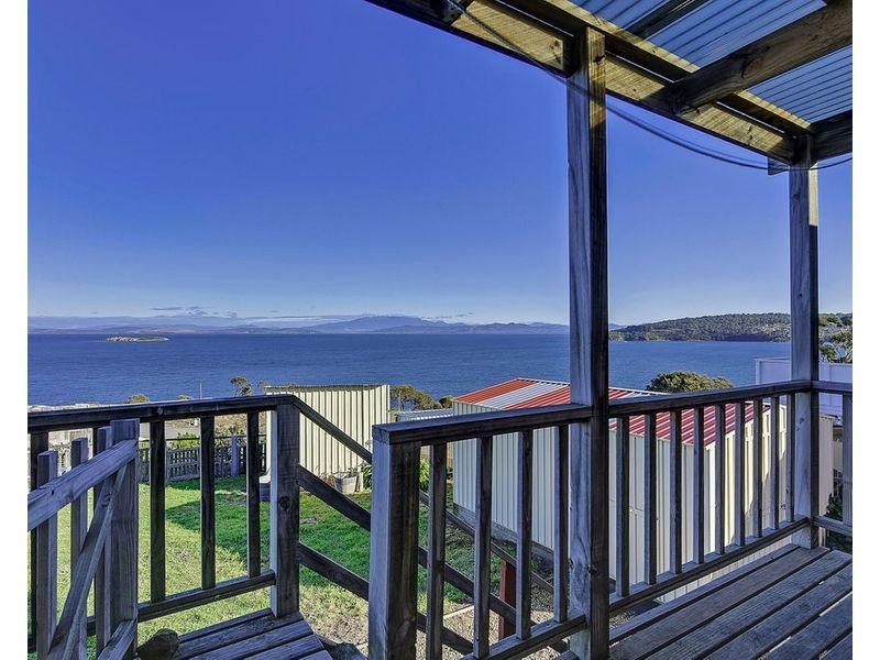83 Grevillea Street, Primrose Sands TAS 7173