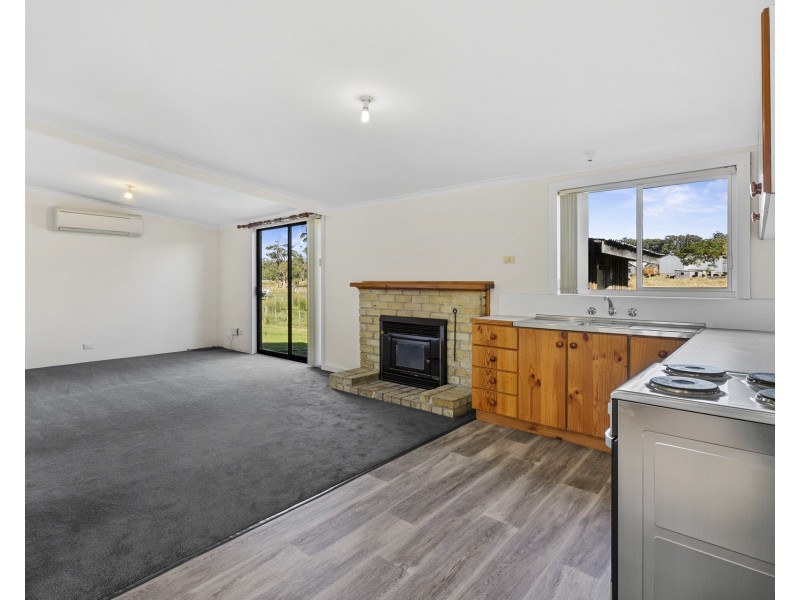 16 Jones Road, Premaydena TAS 7185