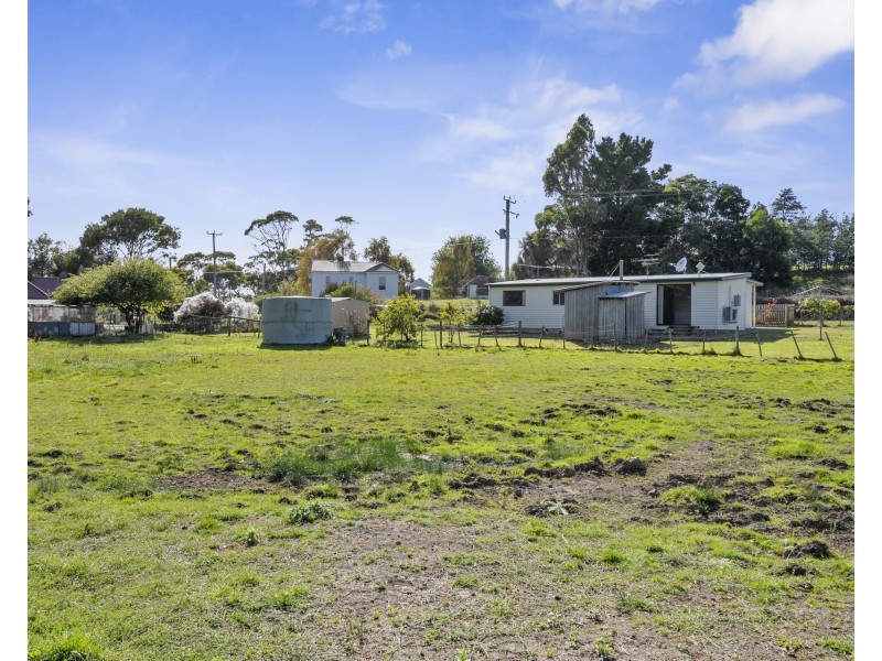 16 Jones Road, Premaydena TAS 7185