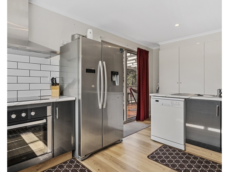 6 Sloping Main Drive, Sloping Main TAS 7186