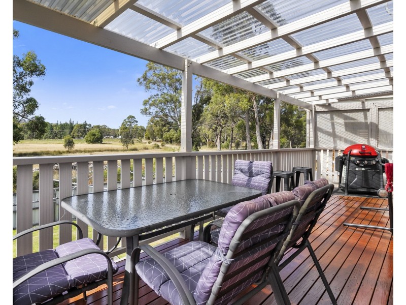 6 Sloping Main Drive, Sloping Main TAS 7186