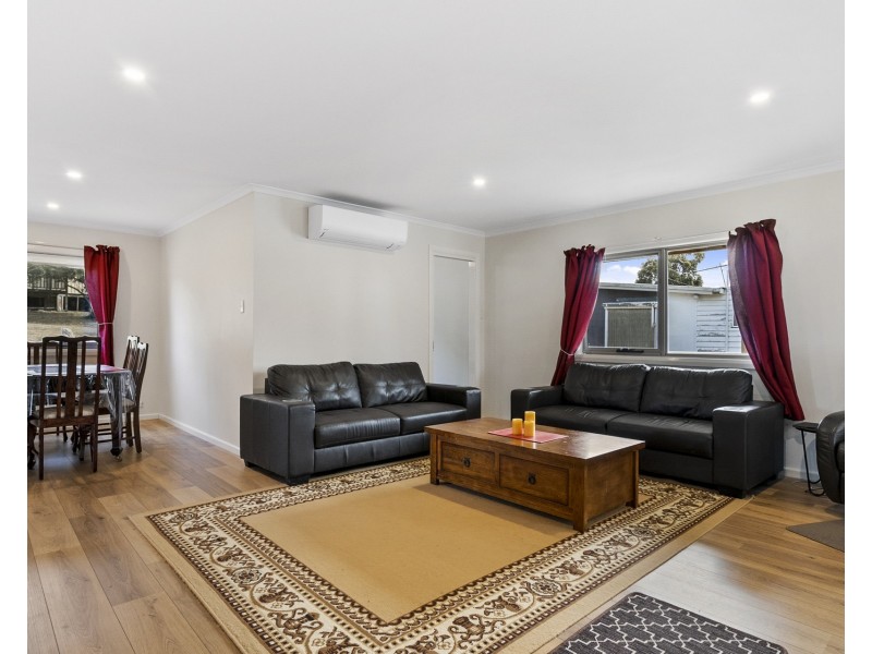 6 Sloping Main Drive, Sloping Main TAS 7186