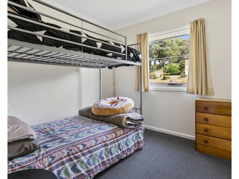 6 Sloping Main Drive, Sloping Main TAS 7186