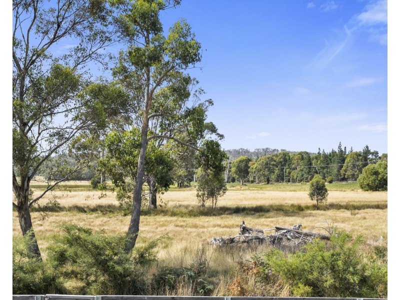 6 Sloping Main Drive, Sloping Main TAS 7186