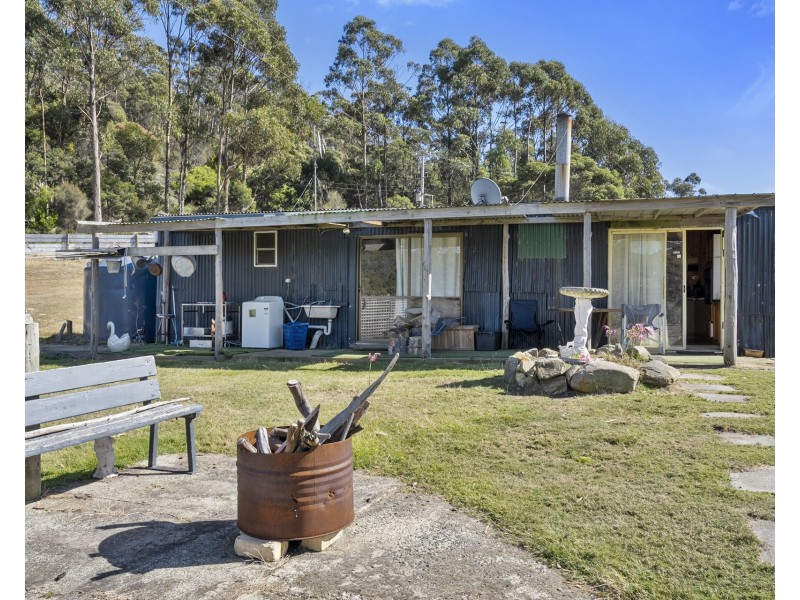 108 Happy Valley Road, Spring Beach TAS 7190