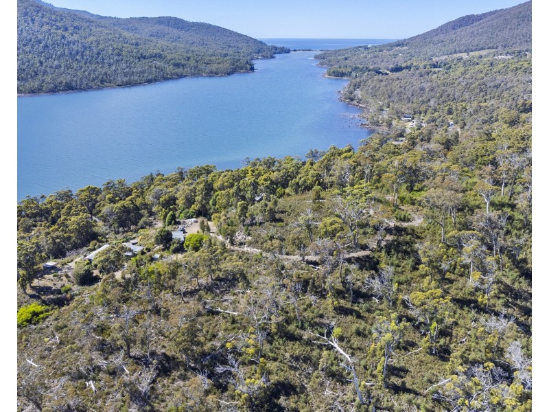 5531 Arthur Highway, Eaglehawk Neck TAS 7179