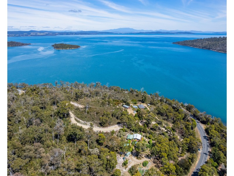 5531 Arthur Highway, Eaglehawk Neck TAS 7179
