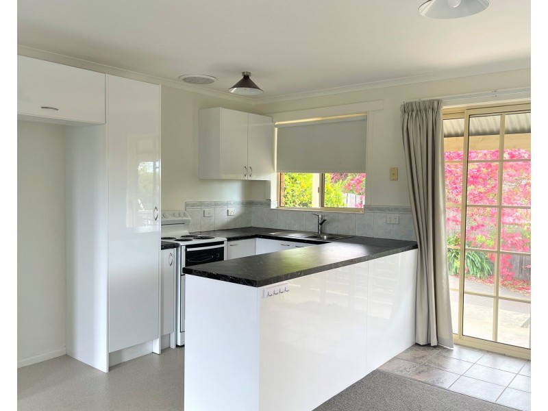 1/50 Charles Street, Orford TAS 7190