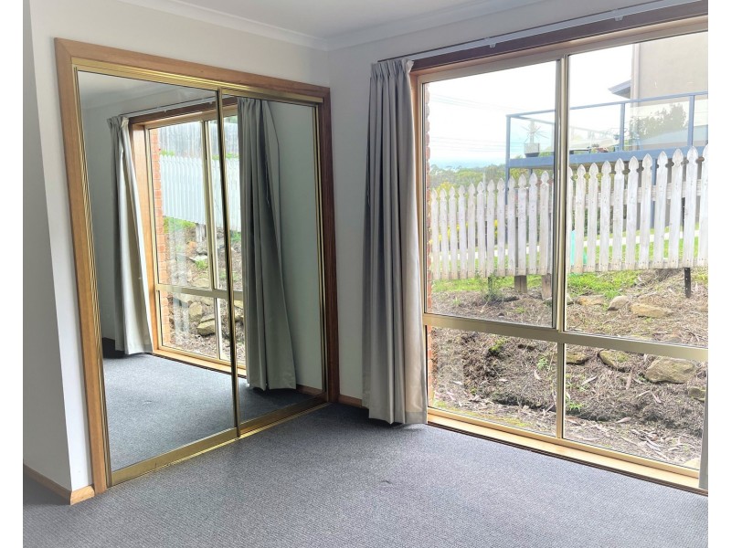 1/50 Charles Street, Orford TAS 7190