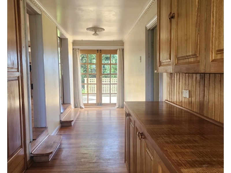 120 Arthur Highway, Dunalley TAS 7177