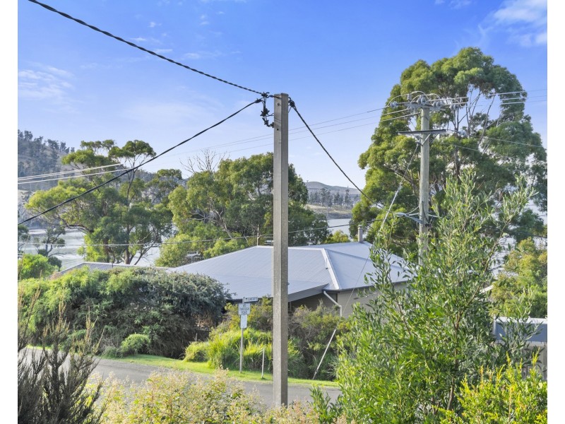754 Primrose Sands Road, Primrose Sands TAS 7173