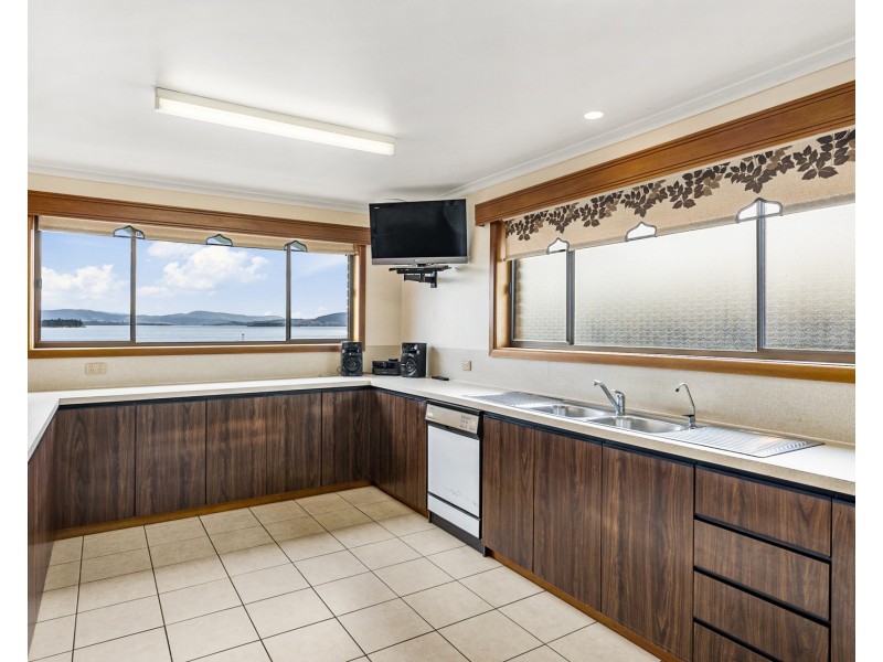 75 Lewisham Scenic Drive, Lewisham TAS 7173