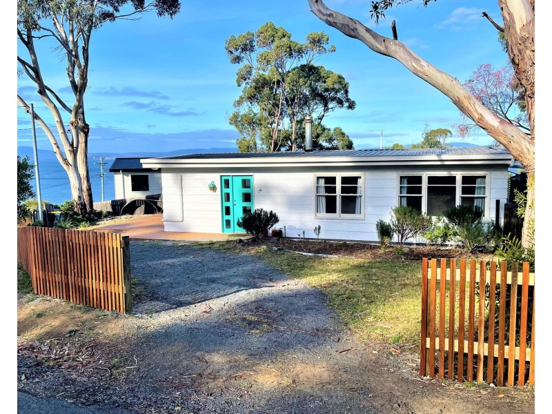 1 Susans Bay Road, Primrose Sands TAS 7173