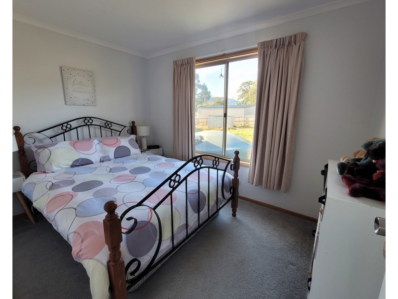 25 Wedge Avenue, White Beach TAS 7184