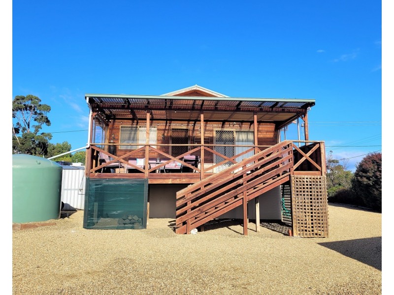25 Wedge Avenue, White Beach TAS 7184