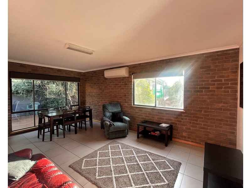 1/40 St Helens Street, Lindisfarne TAS 7015