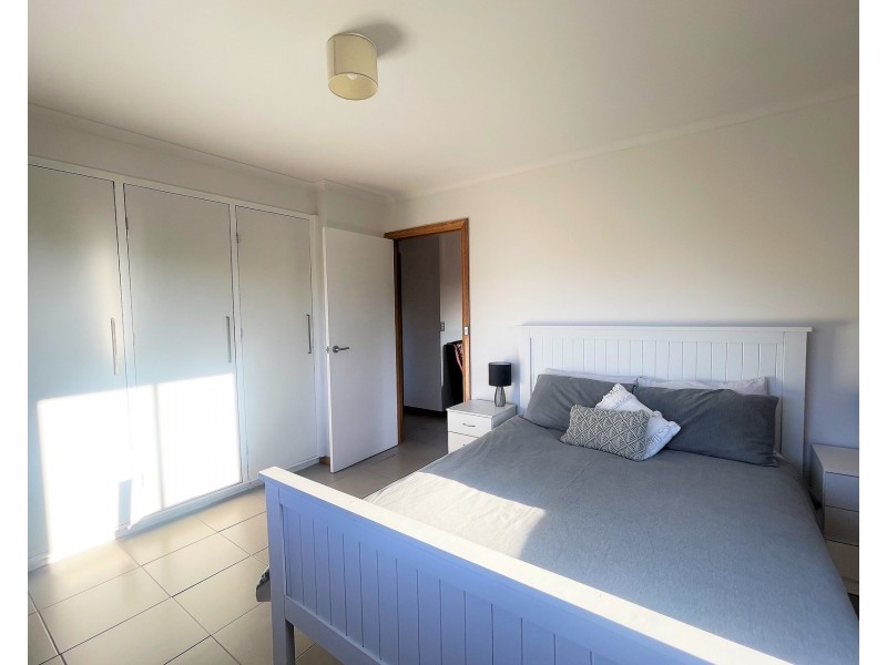1/40 St Helens Street, Lindisfarne TAS 7015