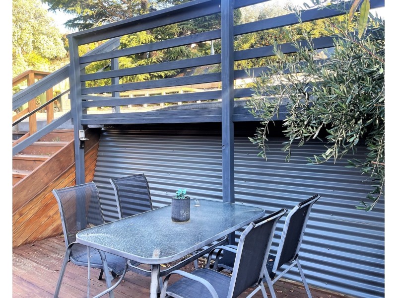 1/40 St Helens Street, Lindisfarne TAS 7015