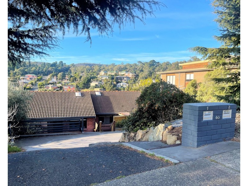 1/40 St Helens Street, Lindisfarne TAS 7015
