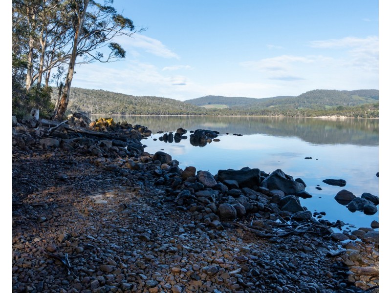 113 Sympathy Point Road, Taranna TAS 7180